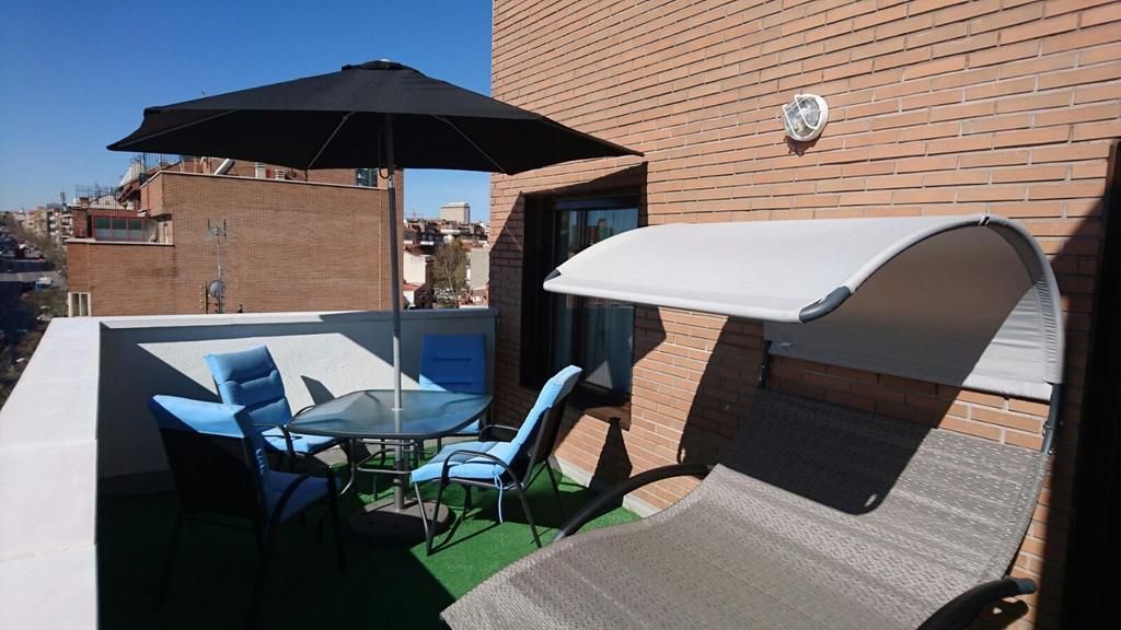 Cinque Terre Apartments Madrid Extérieur photo