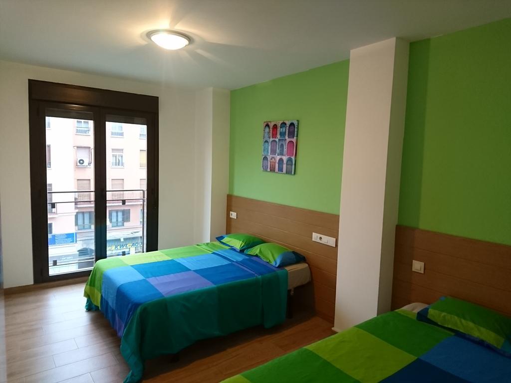 Cinque Terre Apartments Madrid Extérieur photo