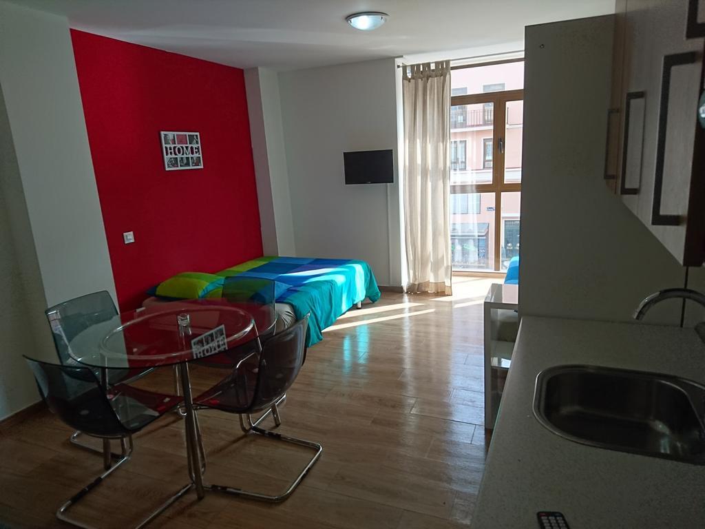 Cinque Terre Apartments Madrid Extérieur photo